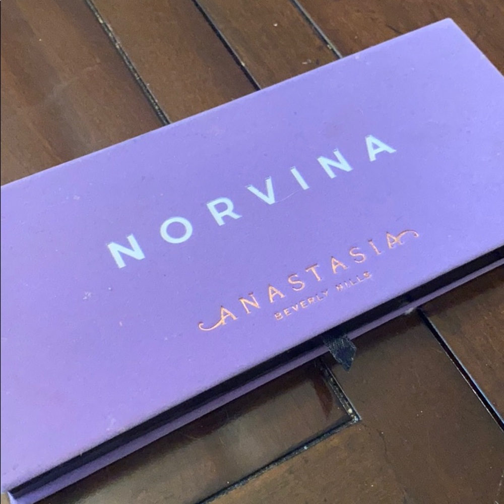 Anastasia Beverly Hills Norvina palette